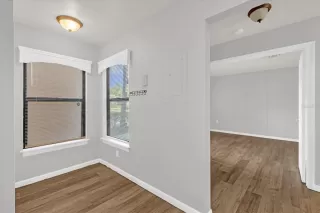 Photo #5: O6391118 Listing