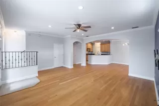 Photo #2: O6391277 Listing 