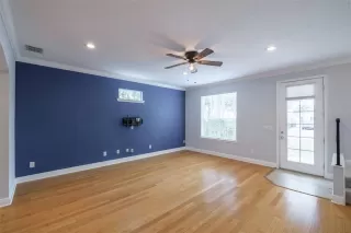 Photo #5: O6391277 Listing 