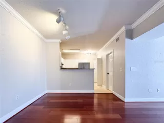 Photo #3: O6391478 Listing 