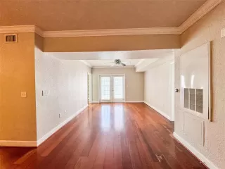 Photo #6: O6391478 Listing 