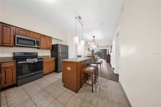 Photo #6: O6391645 Listing 