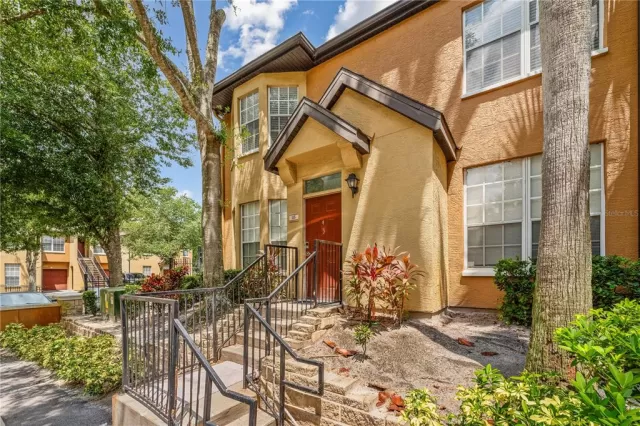 MLS: O6391646 Condo For Sale