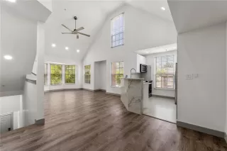 Photo #1: O6391646 Listing