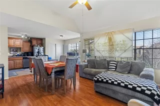 Photo #3: O6391651 Listing 