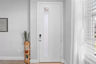 Photo #5: O6391664 Listing 