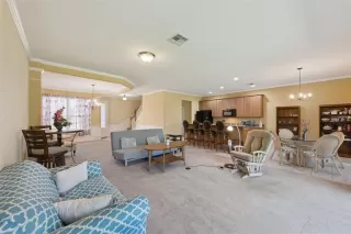 Photo #5: O6391670 Listing