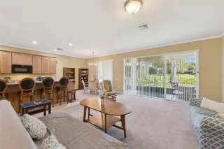 Photo #6: O6391670 Listing