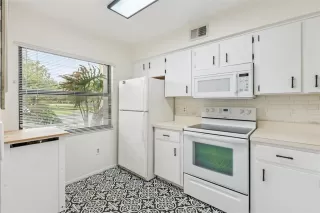 Photo #3: O6391884 Listing 