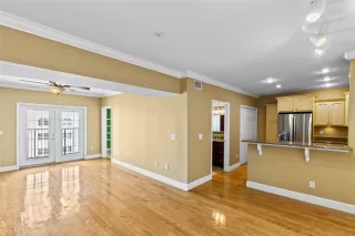 Photo #3: O6392128 Listing