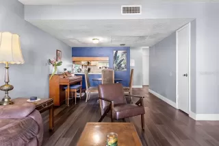 Photo #4: O6392200 Listing 