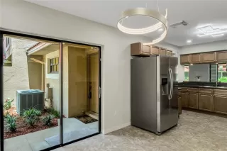 Photo #5: O6392217 Listing