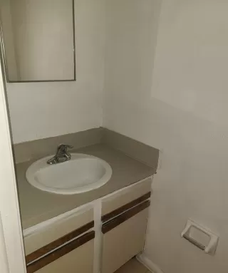 Photo #4: O6392224 Listing