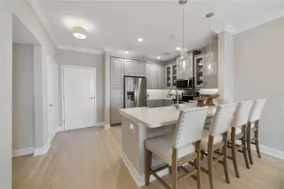 Photo #2: O6392230 Listing 