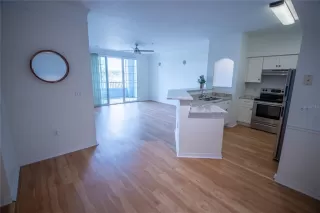 Photo #4: O6392258 Listing 