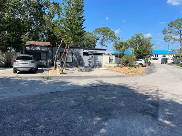 MLS: O6392291 Condo For Sale