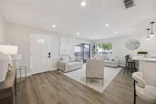 Photo #3: O6392440 Listing 