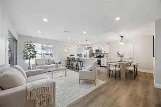 Photo #5: O6392440 Listing 