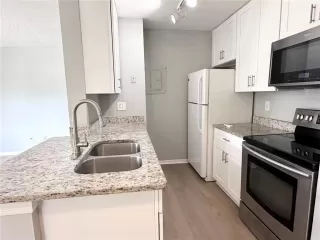 Photo #3: O6392505 Listing 