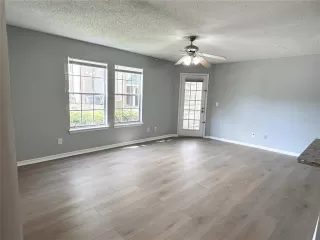 Photo #4: O6392505 Listing 