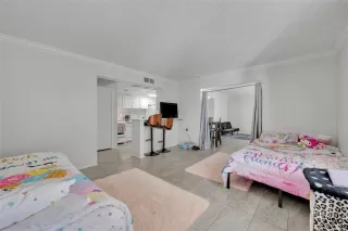 Photo #6: O6392507 Listing 