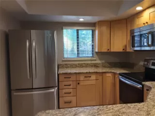 Photo #2: O6392513 Listing