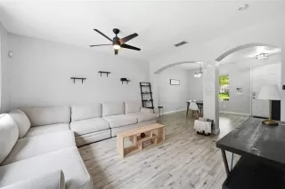 Photo #5: O6392516 Listing 