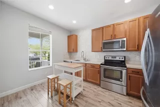 Photo #6: O6392516 Listing 