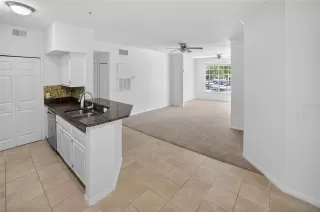 Photo #6: O6392554 Listing