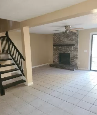 Photo #2: O6392655 Listing 