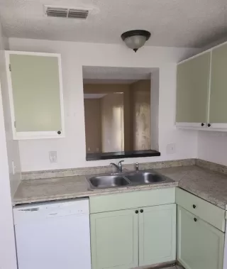 Photo #5: O6392655 Listing 