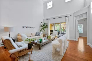 Photo #6: O6392723 Listing 