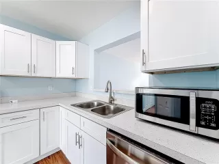 Photo #4: O6392730 Listing 