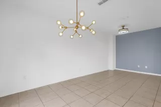 Photo #2: O6392931 Listing 