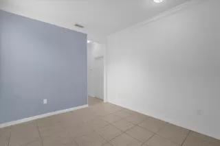 Photo #3: O6392931 Listing 