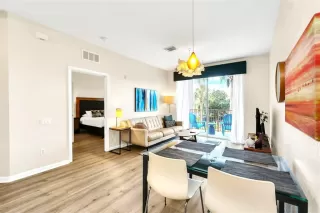 Photo #4: O6392953 Listing 