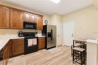 Photo #6: O6392962 Listing