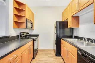 Photo #6: O6392971 Listing 