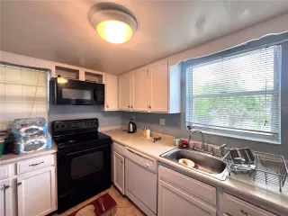 Photo #2: O6393033 Listing