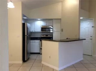 Photo #5: O6393054 Listing 