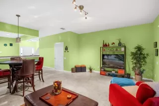 Photo #4: O6393057 Listing 