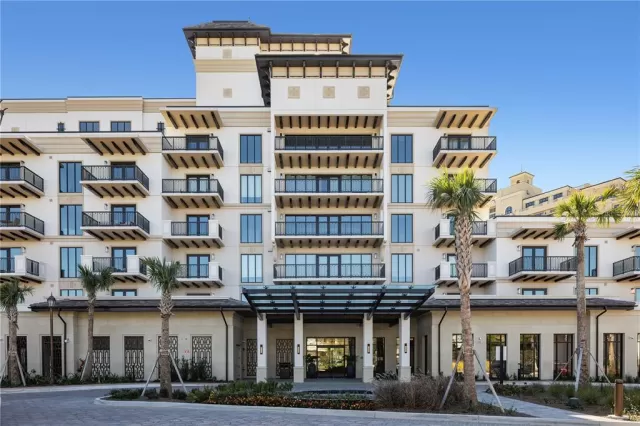 MLS: O6393242 Condo For Sale