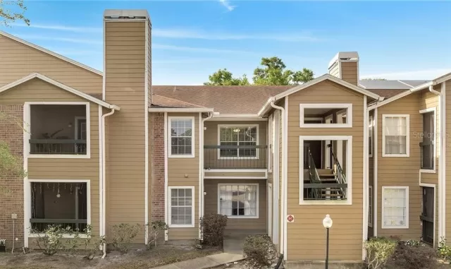 MLS: O6393281 Condo For Sale