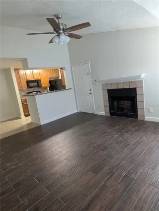 Photo #6: O6393281 Listing 