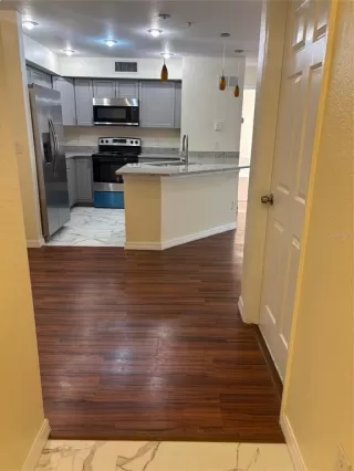 Photo #3: O6393287 Listing