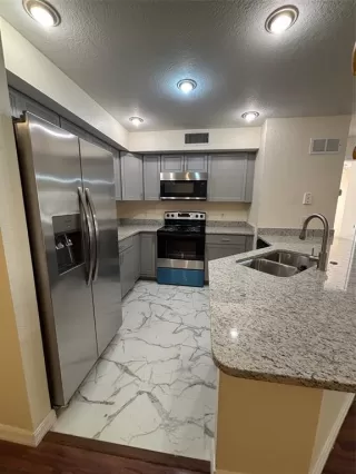 Photo #4: O6393287 Listing