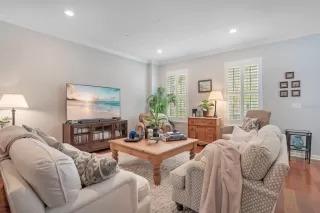 Photo #2: O6393457 Listing