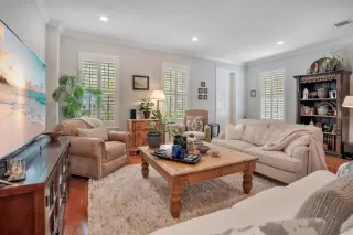 Photo #5: O6393457 Listing