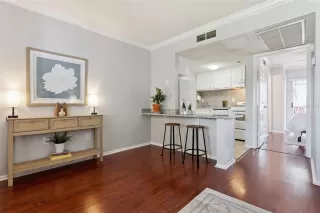 Photo #5: O6393473 Listing 