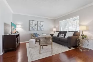 Photo #6: O6393473 Listing 